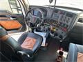 KENWORTH T680 Condo Sleeper Thumbnail 4